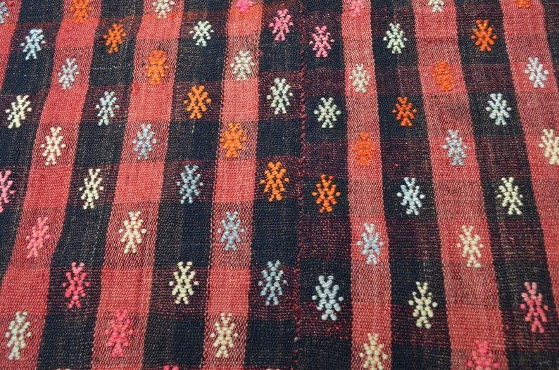 Handmade tribal kilims Square kilim rug Vintage kilim rug Turkish kilim rug 4.1 x 4.2 feet. Free shipping Vintage kilims