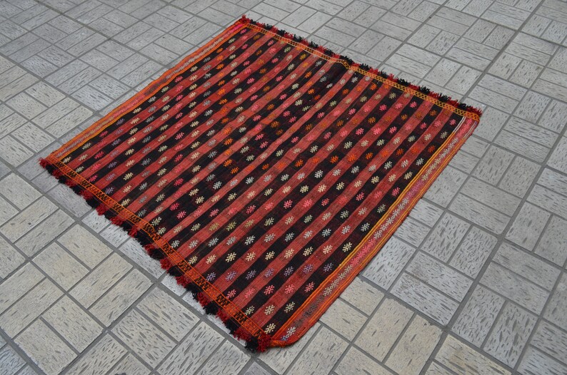 Handmade tribal kilims Square kilim rug Vintage kilim rug Turkish kilim rug 4.1 x 4.2 feet. Free shipping Vintage kilims