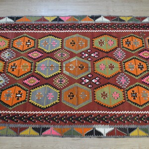 Vintage kilim rug. Turkish kilim rug. Turkish vintage kilim. Livingroom kilim. Colourful kilim. Free shipping. 9.7 x 5.4 feet. image 6