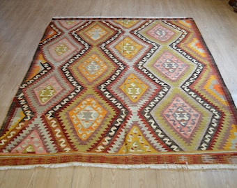 ヴィンテージトルコキリムラグ：パステルカラーのスマック柄