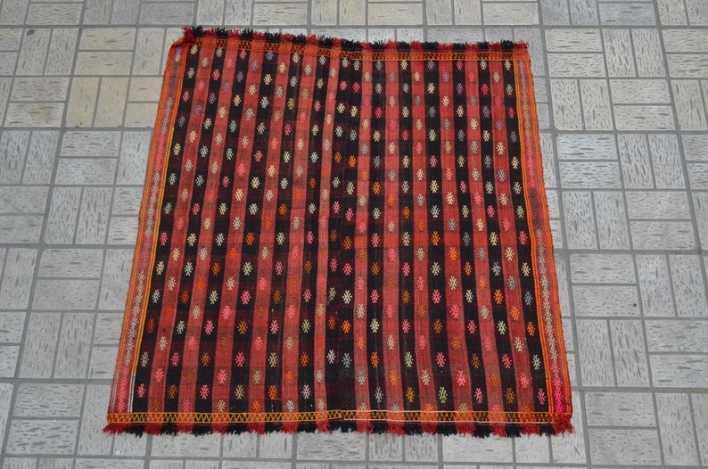 Handmade tribal kilims Square kilim rug Vintage kilim rug Turkish kilim rug 4.1 x 4.2 feet. Free shipping Vintage kilims