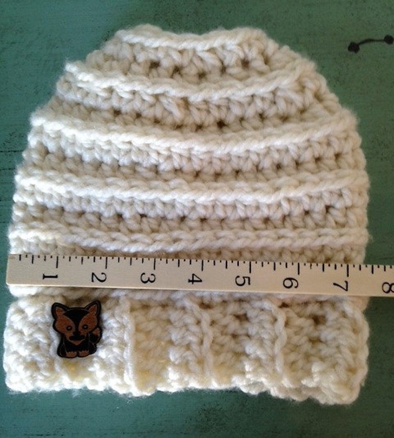 Crochet Pattern Kids Messy Bun Hat, Childs Messy Bun BeanIe, Ponytail Hat, Girls Beanie Messy Bun image 5