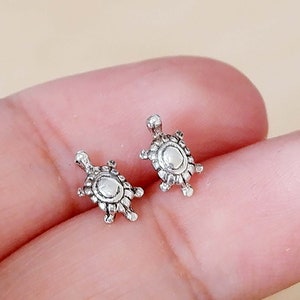 Tiny Sea Turtle Stud Earrings - 925 Sterling Silver - Tortoise Earrings - Tiny Turtle Earrings - Cute Turtle Jewelry - Cartilage Earrings