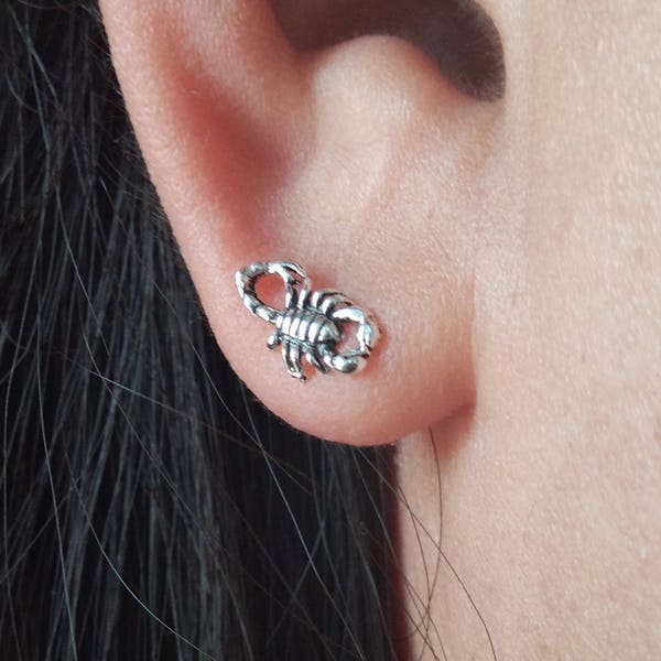 Scorpion Stud Earrings - 925 Sterling Silver - Tiny Scorpion Earrings - Insect earrings -Scorpion Jewelry - Unisex Jewelry - Cartilage studs