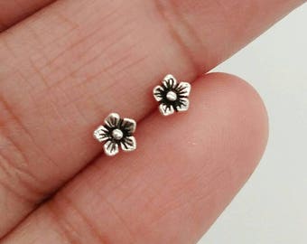 925 Sterling Silver - Jasmine Stud Earrings - Tiny Flower Post Earrings - Cartilage Helix Stud - Tiny Boho Stud Earrings - Minimal Jewelry