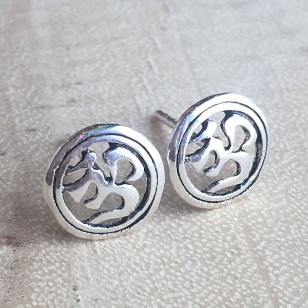 Om stud earrings - 925 sterling silver - ohm Aum post earrings - yoga jewelry - symbol earrings - namaste jewelry - Meditation Jewelry