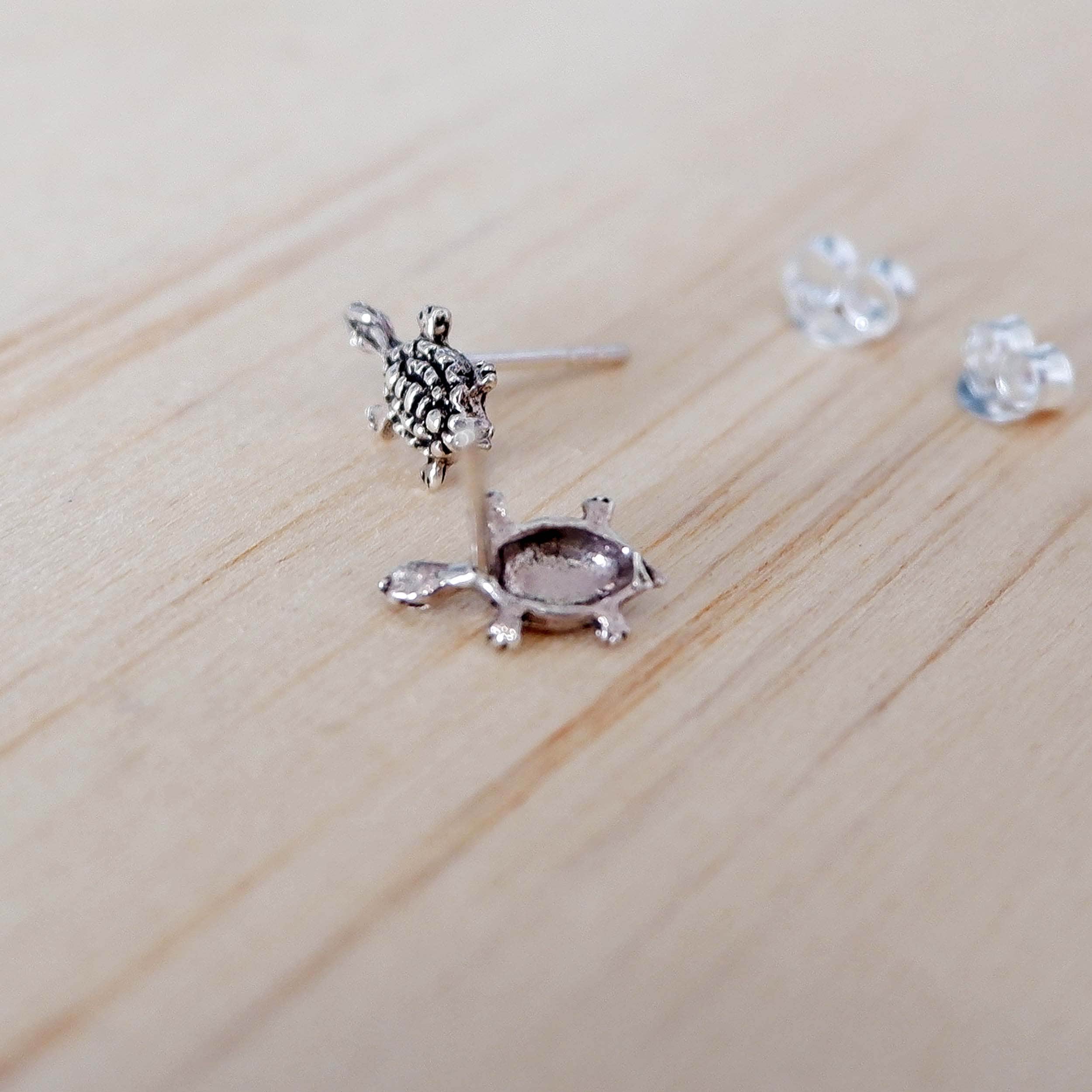 Tiny Sea Turtle Stud Earrings 925 Sterling Silver Tortoise Etsy