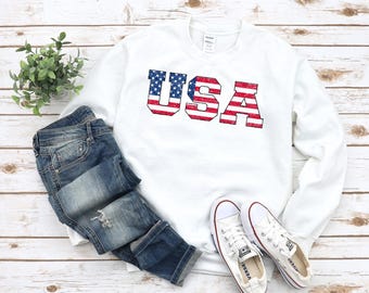 Distressed USA Flag PNG: Patriotic Vintage T-Shirt Design (Digital Download)