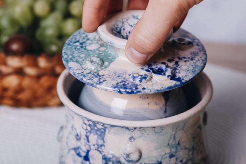 Beurrier bleu français, couvert beurrier, pot de beurre en poterie fait main, cadeau de cuisine pour un ami, cadeau de maman, meilleure idée cadeau de pendaison de crémaillère image 6