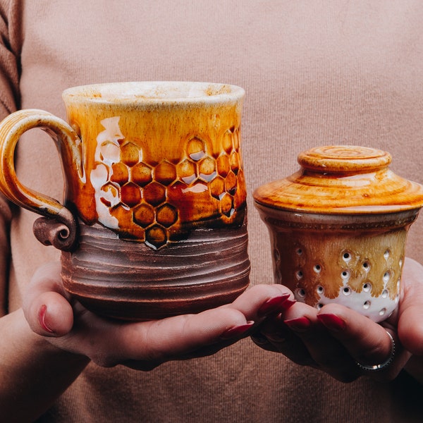 Handmade Pottery Tea Brewing Mug With Sieve, Mug With Honeycomb, Pottery Bee Mug, Tea - Honey Bee, Glazed Coffee Cup With Filter, Best Gift