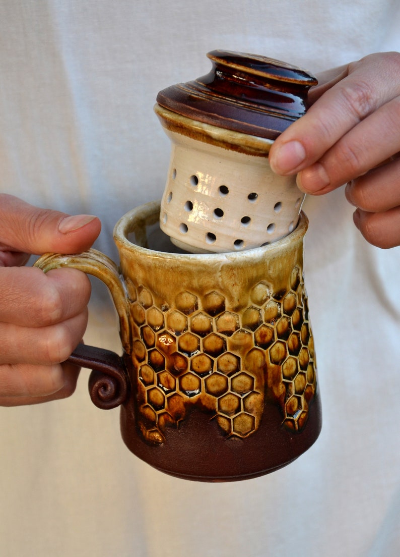 Handmade Pottery Coffee Mug, Honeycomb Pottery Cup, Honey Pottery, Honey Decor Pottery Mug, Best Friend Birthday Gift, Mom Gift, Coffee Mug image 3