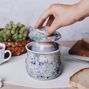 Beurrier bleu français, couvert beurrier, pot de beurre en poterie fait main, cadeau de cuisine pour un ami, cadeau de maman, meilleure idée cadeau de pendaison de crémaillère image 4