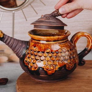 Handmade Ceramic Kettle, Tea Brewing Kettle, Honeycomb Decor, Ceramic Home Decor, Tea Lover Gift, Beekeeper Gift, Best Friend Gift Idea image 3