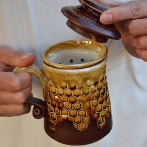 Handmade Pottery Coffee Mug, Honeycomb Pottery Cup, Honey Pottery, Honey Decor Pottery Mug, Best Friend Birthday Gift, Mom Gift, Coffee Mug image 5