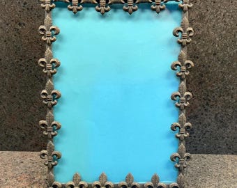 Antique Picture Frame with Flur Di Lise border 1920’s 5x6”