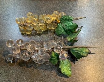 Vintage grape vine cluster clear and amber color 9”