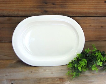 Large White Pfaltzgraff Oval Platter, Vintage Stoneware Serving Platter