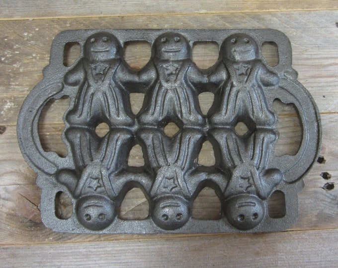 Vintage Cast Iron Gingerbread Man or Boy Mold for Holidays Etsy