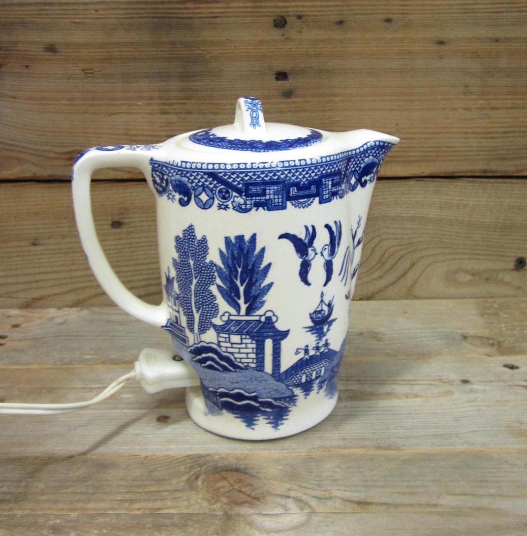 Blue Willow Electric Coffee Pot or Tea Pot Still Works! Blue White Teapot Made in Japan