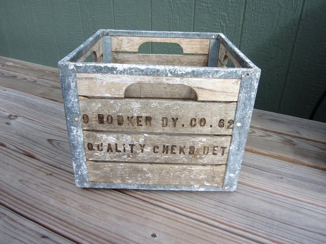1960's Wood & Metal Milk Crate: Vintage Farmhouse Decor - Etsy