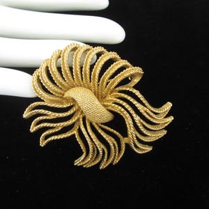 Vintage Textured Gold Tone Brooch Signed Cathe