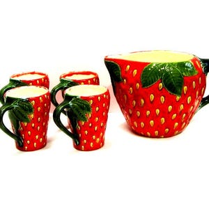 Vintage Strawberry Pitcher and Set of Handled Mugs, 1970&#39;s Ceramic Strawberry Pitcher Mug Set