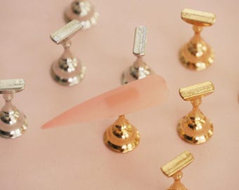 5 Stück Metallic falsche Nagelhalter Set zum Aufpressen der Nägel