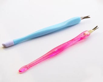 Removedor de cutículas e pele morta (2 unidades) / Empurrador de cutículas para unhas / Ferramenta para cuidados com as unhas