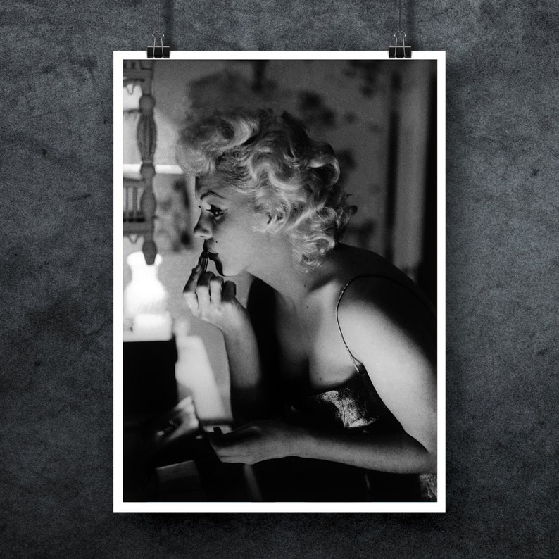 FREE SHIPPING - Marilyn Monroe Print, Chanel Perfume, Chanel Print, Black and White Photograph, Large Poster, Vintage Pin Up, Holywood Icon 