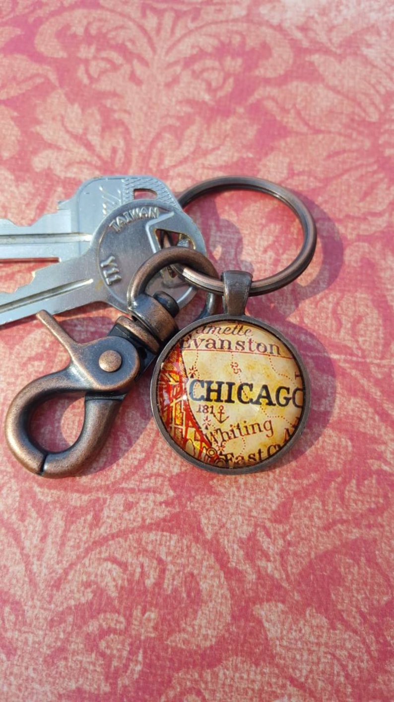 Chicago Keychain Chicago Love Chicago Gift Keychain Etsy