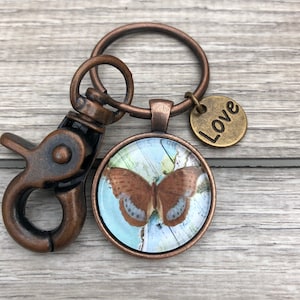 Vintage Butterfly KeyChain, Vintage Look Jewelry, Butterfly Jewelry, Spiritual Gift, Butterfly Pendant, Keychain Butterfly, Vintage Keychain