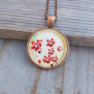 Vintage Look Red Flower Pendant Necklace, Vintage Necklace, Flower Necklace, Necklace for Woman, Vintage Jewelry, Flower Jewelry