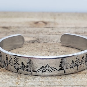 Mountain Scene Bracelet Cuff - Personalized Jewelry- Custom Jewelry - Gift Ideas - Personalized Gifts - Stamped Accessories