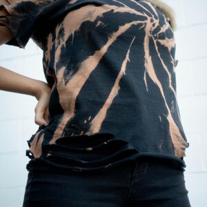 Custom Shirts - Punk Tees - Bleached - Distressed Top - Post Apocalyptic Clothing - Dystopian Style Bild 7