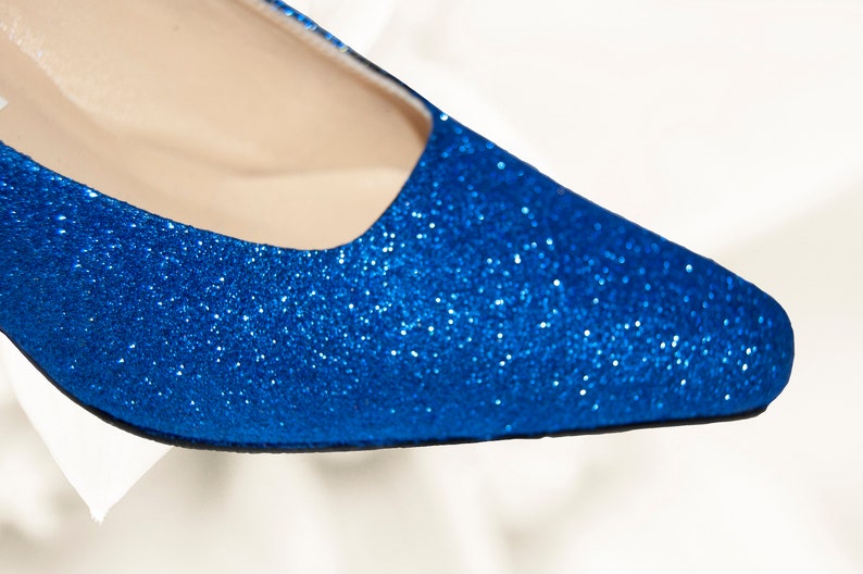 low heel blue court shoes