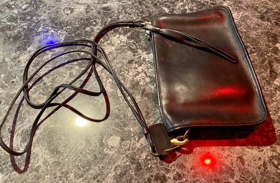 Vintage 1970’s Coach Black Leather Purse - Vintage