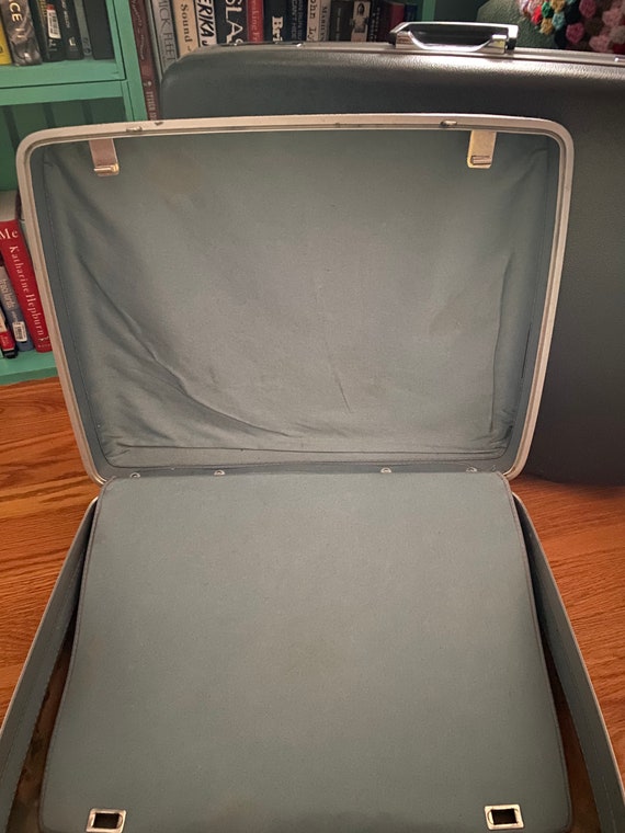 Vintage 1970’s Sears Courier Hard Shell Suitcase … - image 7