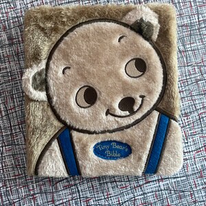 Tiny Bear's Bible Tiny Bear's Bible – BookXcess