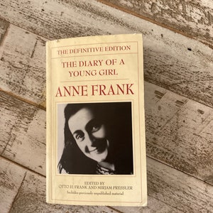 1995 Anne Frank - The Diary of a Young Girl - Illustrated - Paperback