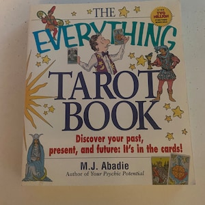 Vintage 1999 The Everything Tarot Book - Like New!