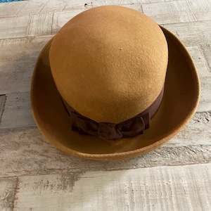 Amanda Smith Hats - Etsy display picture 3
