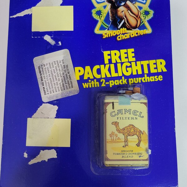 Camel Cigarettes Pack Lighter in original Blister card
