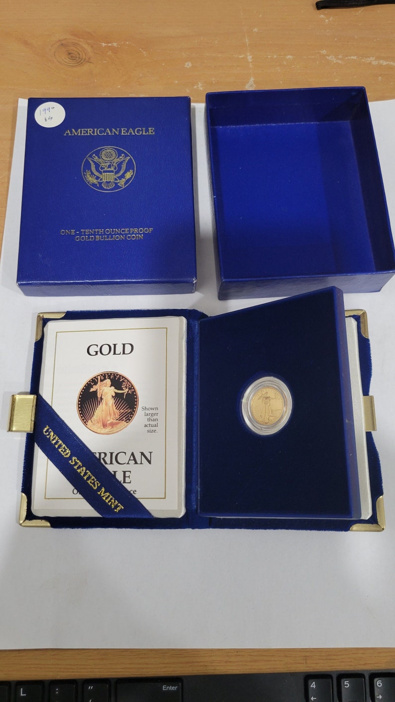 Pièce de 5 dollars Aigle américain de 1/10 oz en or dans la boîte d'origine image 1