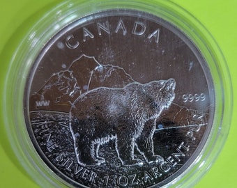 2011 Canada Polar Bear 1 Oz Silver coin in capsule