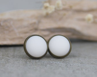 Stud Earrings - Matt White 12 mm - Noble earrings for every occasion