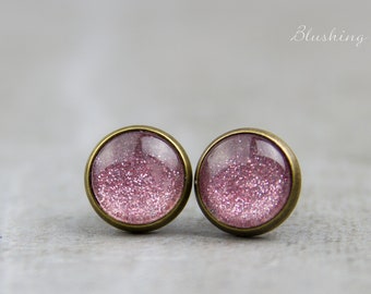 Mauve glitter stud earrings - hand-painted earrings 10 mm