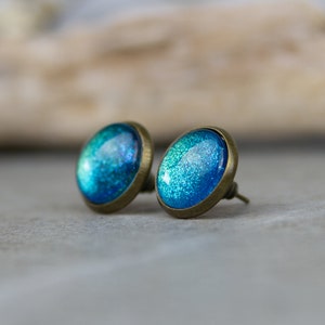 Turquoise Glitter Stud Earrings Spirit of India 12 mm / Hand Painted Minimalist Earrings image 2