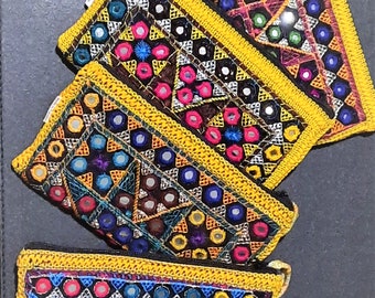 Borsa etnica • Borsa a specchio Sindhi • Ricamata • Giallo • Tribale • Boho • Fatta a mano in Pakistan