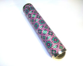 Teleidoscope. Oriantalisch. Kaleidoscope. Oriental pattern.  Traditional toy. Relaxing gift. Antistress toy. Christmas present