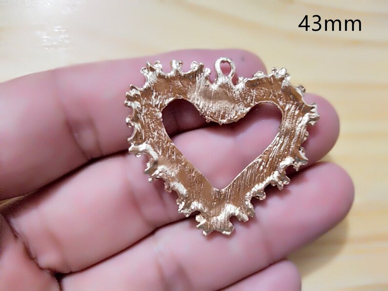 Gold Silver Relief Heart Charms,Geometric Hearts charms Pendant For Jewelry Making Earring Necklace DIY 2pcs Heart Charm